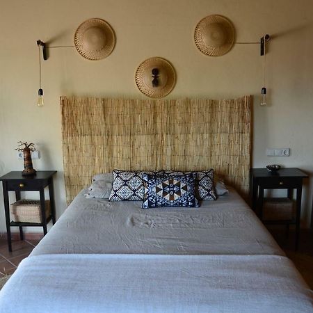 トロクス The African House Bed & Breakfast エクステリア 写真