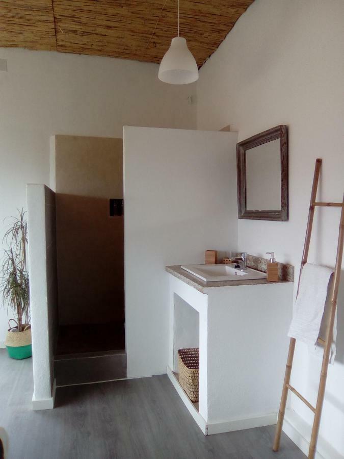 トロクス The African House Bed & Breakfast エクステリア 写真
