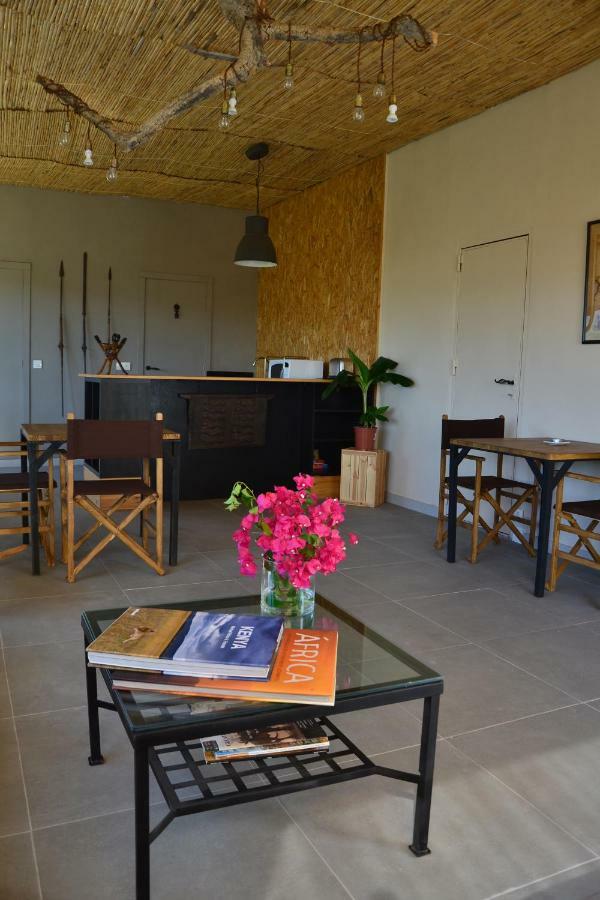 トロクス The African House Bed & Breakfast エクステリア 写真